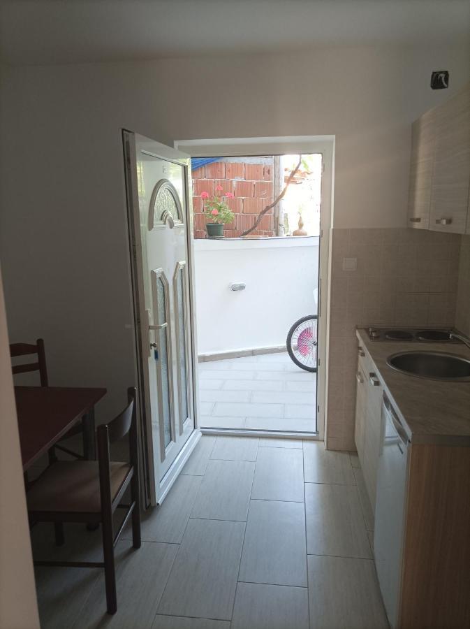 Apartmani Bastrica Budva Luaran gambar
