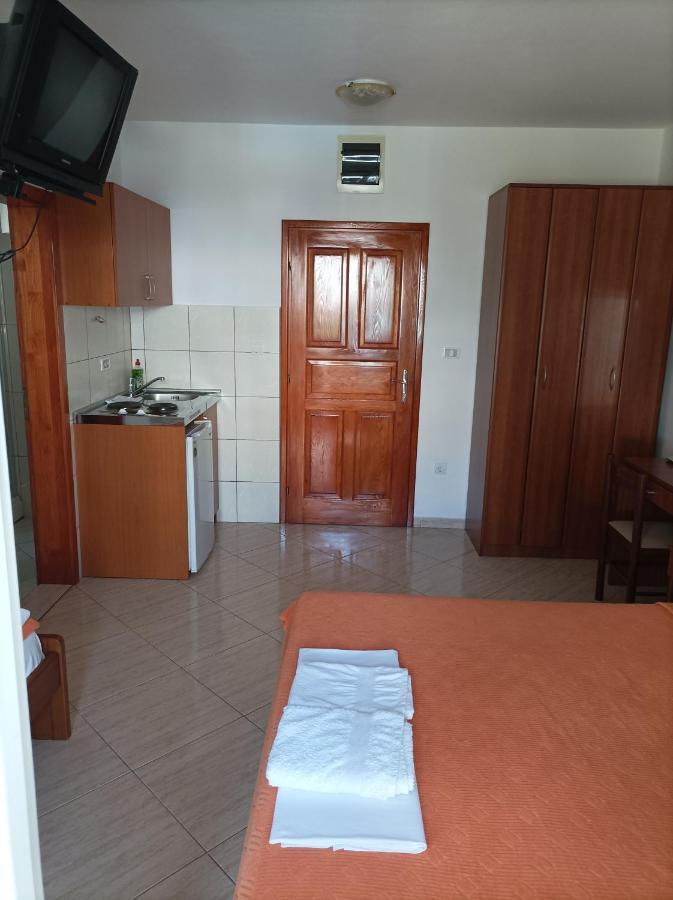 Apartmani Bastrica Budva Luaran gambar
